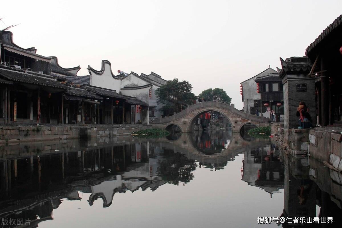 逃出上锁的现代房间2